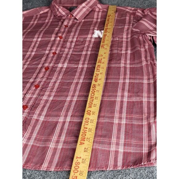Nebraska Corn Huskers Button Up Shirt Men Sz XL Plaid Pocket Antigua Sportswear - Picture 3 of 8